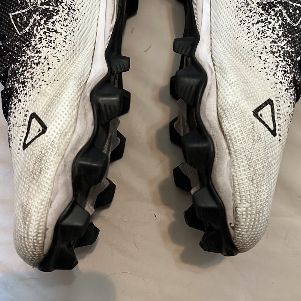 Under Armour Men's Lockdown 2.0 Mid Football Cleats 3025083‎ size 11.5 - Picture 10 of 10